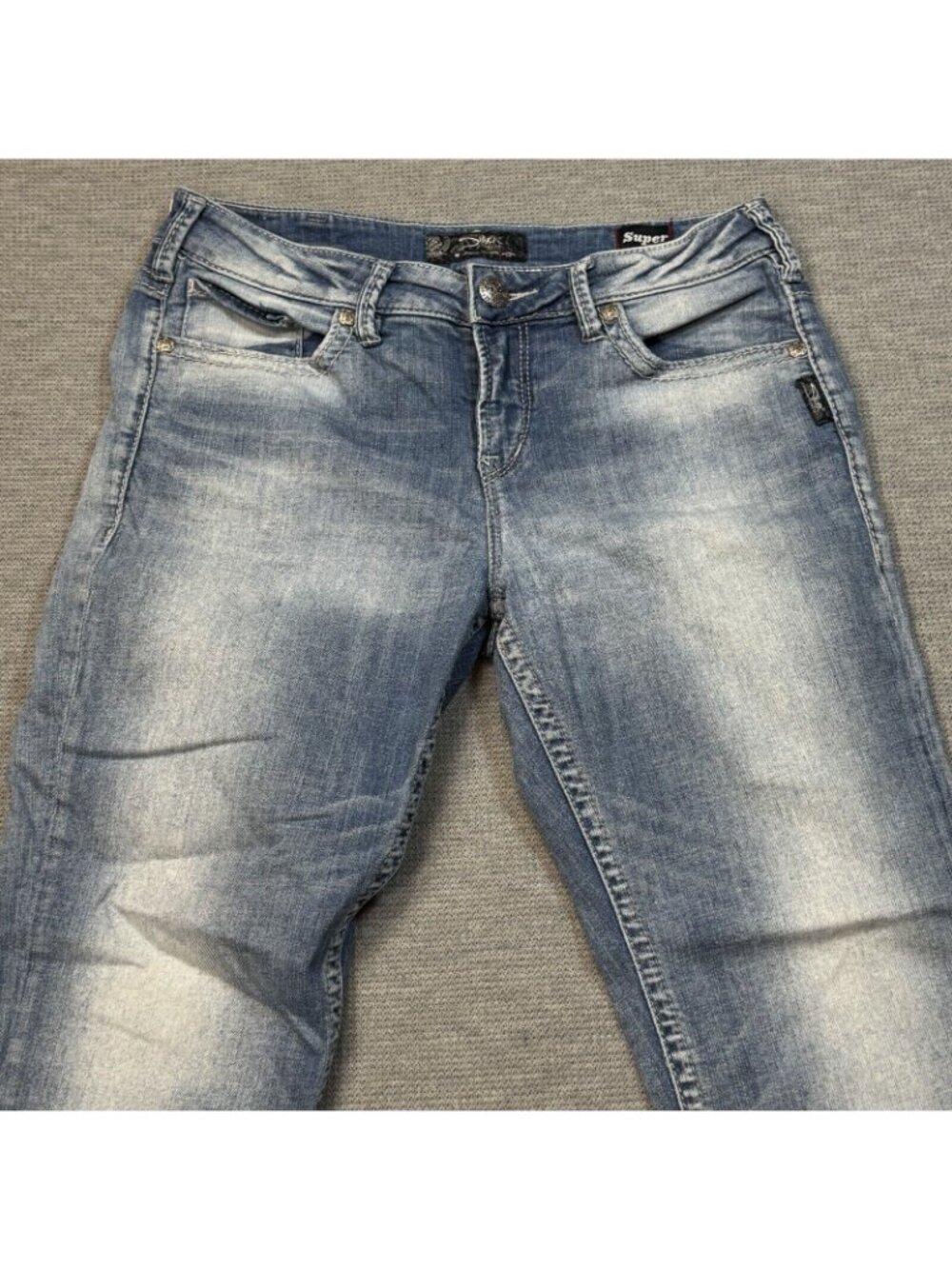 Silver Suki High Capri Jeans Womens Size W30/L22.5 Blue Denim Super Stretch - Picture 3 of 14